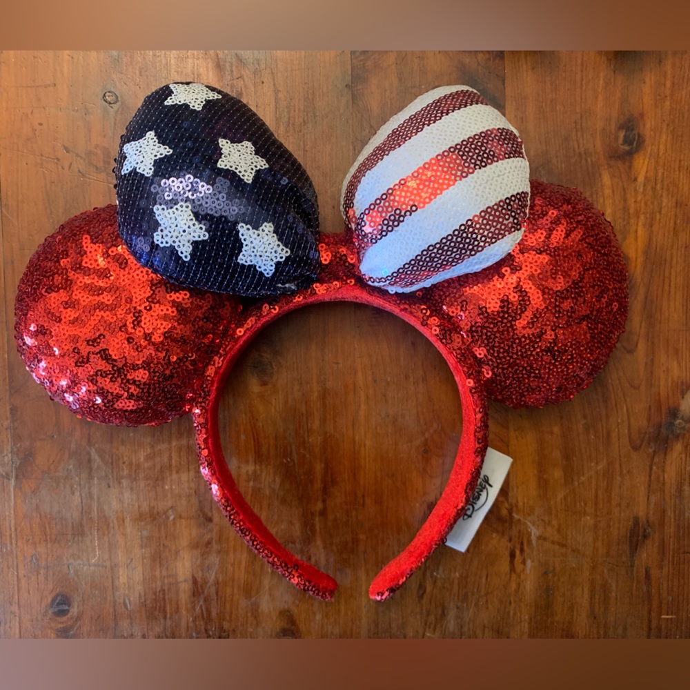 Authentic Disney Minnie Ears Headband.